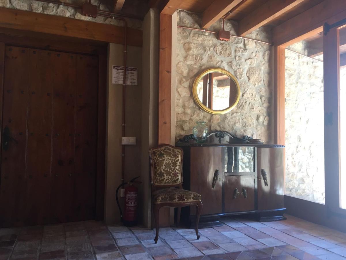 Masia Mas De La Creu Вальдерробрес Экстерьер фото