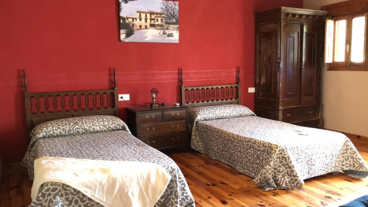 Masia Mas De La Creu Вальдерробрес Экстерьер фото